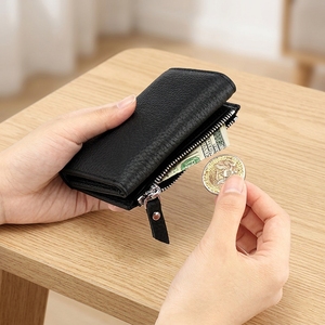 Portefeuille pour femme à trois compartiments en cuir véritable avec protection RFID anti-fraude, plusieurs emplacements pour cartes et poche zippée pour pièces de <span class=keywords><strong>monnaie</strong></span> - Product Image 4
