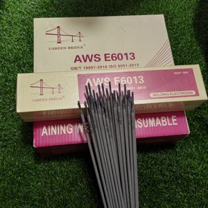 <span class=keywords><strong>Electrodos</strong></span> de Soldadura AC/DC de Alta Calidad <span class=keywords><strong>para</strong></span> Jardín, Paquete Personalizado E6013, Varilla de Soldadura de Acero al Carbono Tipo Rutilo de 2.5mm y 3.2mm - Product Image 1