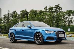<span class=keywords><strong>Audi</strong></span> A3 2018 Usado en Venta, Edición 30 Aniversario Limusina 35 TFSI Fashion, Vehículo de 5 Plazas, Caja de Cambios Automática, Volante a la Izquierda - Product Image 5