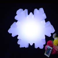 Kabellose Weihnachts-Dekorationsbeleuchtung für Draußen LED-Stern-Baum-Kugel Stehende Beleuchtung LED-Event-Leuchte für Außenbereich LED-Weihnachtsbaum