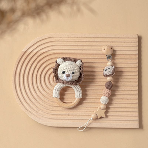 Coffret Cadeau Bio pour Nouveau-né : Lapin, Lion, Ours en Peluche, Éléphant, Renard, Hochet en Bois, 2 Hochets Animaux au Crochet, <span class=keywords><strong>Attache</strong></span>-Sucette - Product Image 2