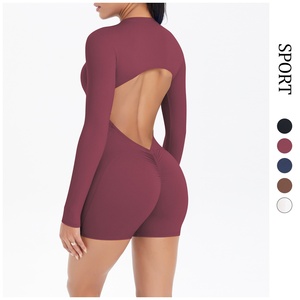 Maßgeschneiderter Damen-Langarm-Yoga-Jumpsuit mit Shorts, Hoher Taille, Schnelltrocknend, Halbem Reißverschluss, Offenem Rücken, Scrunch-Butt-Effekt und Schlanker Passform für Fitness-Workouts - Product Image 1