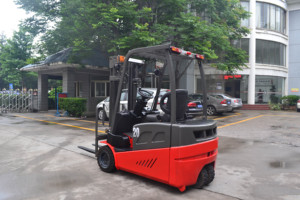 Carrello Elevatore Elettrico a 3 Ruote Serie <span class=keywords><strong>TKC</strong></span> da 2 Tonnellate per Corridoi Stretti, Sterzo Flessibile, Sollevamento 3m, Salvaspazio - Product Image 3
