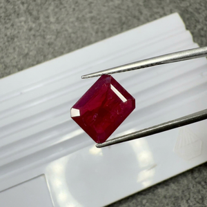 Rubis naturel africain de 4,76 carats, taille octogonale, pierre précieuse non montée, certifié GIA, rubis rouge pour la fabrication de bijoux fins et de bagues - Product Image 1