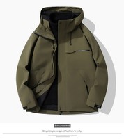 Veste de travail d'hiver imperméable unisexe à capuche trois-en-un avec logo imprimé et doublure en polaire pour la montagne