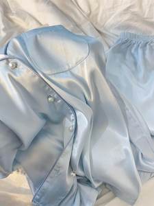 <span class=keywords><strong>Pigiama</strong></span> da donna di lusso in raso personalizzato ODM all'ingrosso, set <span class=keywords><strong>pigiama</strong></span> in modal tinta unita, lungo, ampio, taglie forti, stampato, in bambù - Product Image 3