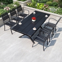 Ensemble moderne de haute qualité de 9 pièces en plastique et bois WPC, table à lattes et 8 chaises, mobilier de jardin résistant aux intempéries, villa, patio, cour