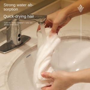 Large Absorbent Pet Towel for Cat and <b>Dog</b> <b>Bathing</b> for Cleaning and Grooming - Product Image 5