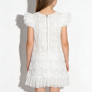 فستان أنيق عالي الجودة بنمط زهري كامل من الدانتيل مع أكمام كشكشة على الكتف وتصميم سحاب خلفي - Product Image 4