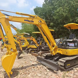 Vente flash : Mini-excavatrice sur chenilles Komatsu PC35 d'occasion pour la ferme et le jardin - Product Image 1