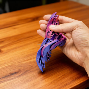 Juguete Sensorial Antiestrés Transformable con Diseño Giratorio Impreso en 3D, Bola de PU Suave con Mecanismo de Flujo de Líquido - Product Image 2