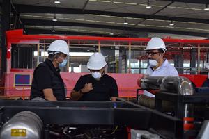 Fonctionnalités complètes d'assistance au conducteur, y compris les rappels <span class=keywords><strong>de</strong></span> limite <span class=keywords><strong>de</strong></span> <span class=keywords><strong>vitesse</strong></span> et <span class=keywords><strong>de</strong></span> ceinture <span class=keywords><strong>de</strong></span> sécurité, pour bus électrique - Product Image 6