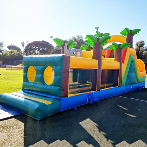 Castillo inflable con tobogán, zona de juegos inflable tipo jungla y pista de obstáculos para niños y adultos. - Product Image 1