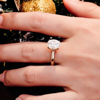 Dernier cadeau populaire pour femmes Bague solitaire en diamant de laboratoire 18K