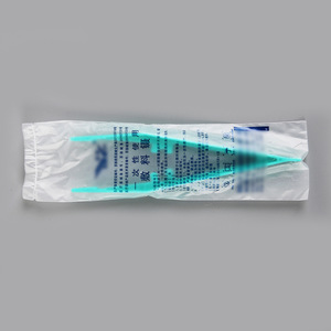 Pinces à épiler jetables en gros, pinces à épiler en plastique, 11cm*2.3cm, accessoire de trousse de premiers secours en PS, pinces à épiler en plastique pointues. - Product Image 1