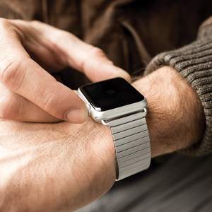 Bracelet en acier inoxydable tendance pour <span class=keywords><strong>Apple</strong></span> <span class=keywords><strong>Watch</strong></span> <span class=keywords><strong>SE</strong></span> Band Series 6 5 4 3 2 Bracelet en métal <span class=keywords><strong>40</strong></span> <span class=keywords><strong>mm</strong></span> 44 <span class=keywords><strong>mm</strong></span> 38 <span class=keywords><strong>mm</strong></span> 42 <span class=keywords><strong>mm</strong></span> pour IWatch Belt - Product Image 5