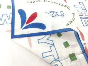 カスタムデジタル印刷スクエア9088コットンヘッドスカーフバンダナ女性用昇華スカーフスタイリッシュなスタイルマルチ機会使用 - Product Image 4