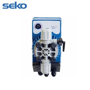 <span class=keywords><strong>Pompe</strong></span> doseuse <span class=keywords><strong>pour</strong></span> <span class=keywords><strong>piscine</strong></span> Seko Kompact Series AMS, AML, AMC, AMM200, 201 de 1 à 9 Lph - Product Image 1