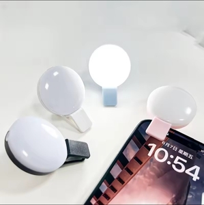 Meilleure Vente Lampe Annulaire Portable Rechargeable pour Maquillage, Caméra, Téléphone et Selfies - Product Image 5