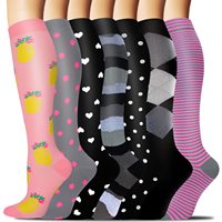 Chaussettes de compression de sport idéales pour le football et les infirmières