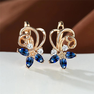 Orecchini a polsino floreali da donna, a forma di marquise, con design a fiore, eleganti per l'uso quotidiano, gioielli alla moda - Product Image 1