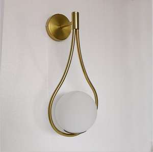 Les lumières nordiques de boule de verre de nouveau style conçoivent la lampe menée moderne d'applique pour des chambres d'hôtel - Product Image 5
