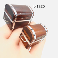 Mini coffre au trésor en bois, boîte à bijoux pour maison de poupée, échelle 1:12, jeu d'imitation