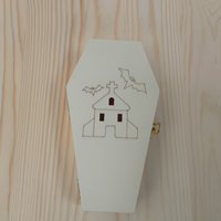 Cercueil carré en bois massif de couleur bois naturel, style gothique, biodégradable et écologique, pour Halloween, thème horreur et farce, boîte de rangement pour animaux de compagnie