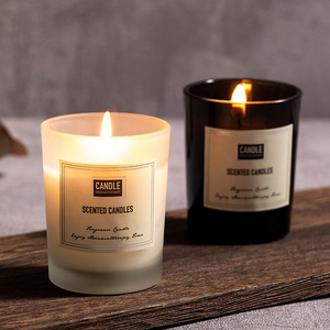 Vela de Lujo Personalizada de 15 Horas, Etiqueta Privada, Frasco de Vidrio Negro Mate, Velas Aromáticas de Cera de Soja - Product Image 4