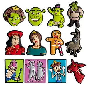 ทั้งหมดในสต็อก 2024 ใหม่มาถึงภาพยนตร์Shrek Clog Charmsรองเท้าCharmsขายส่งPvcรองเท้าDecorationsclog Charms Shrekหู