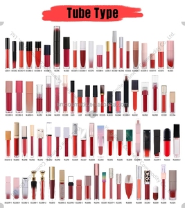 China Manufacturer 2025 Custom Mineral Makeup Liquid Lip Gloss Glitter Shimmer <strong>Clear</strong> Vegan Plumping Waterproof <strong>Sunscreen</strong> Long - Product Image 5