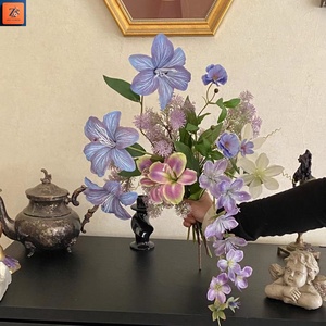 Décorations florales design de salon de luxe français Bouquets chics et fleurs artificielles accessibles Vase Arrangements floraux - Product Image 2
