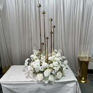 Centro de Mesa de Flores Artificiales Blancas de 60 cm GreenLife Precise Craftsmanship para Decoración de Mesa de Boda y Banquete - Product Image 1