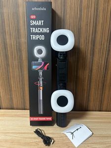 Trépied à selfie Q13 avec contrôle gestuel IA, photographie intelligente, support portable à quatre pieds, dispositif de suivi du visage pour selfie - Product Image 4