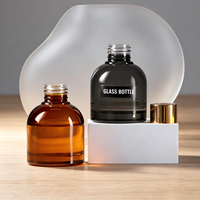 Vente en gros de flacons d'aromathérapie de 100 ml couleur thé, diffuseur en osier tendance, bouteille d'aromathérapie en verre pour usage domestique.
