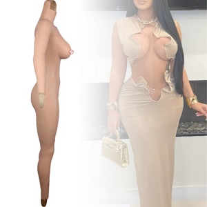 <span class=keywords><strong>Lingerie</strong></span> de travestissement intégrale en silicone réaliste avec bras et pieds, formes mammaires et vagin - Product Image 1