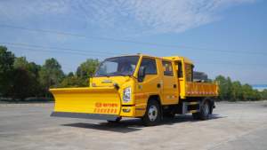 JMC petite balayeuse camion réservoir volume 5cbm balayeuse multifonctionnelle déneigement véhicule - Product Image 2