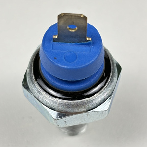 สวิตช์แรงดันน้ำมัน 02/100123 02-100123 สำหรับ 2CX 3C 3CX 3D 3DS 4C 4CN 525 527 530 540 - Product Image 5