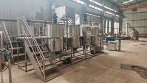 Équipement <span class=keywords><strong>de</strong></span> raffinage d'huiles comestibles à conception intégrée et performance stable pour le traitement du pétrole brut en vrac - Product Image 2