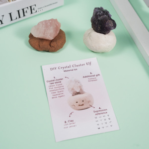 Articles décoratifs en cristal faits à la main en gros, en forme de haricot, avec des designs uniques et adorables. Livré dans un coffret cadeau. - Product Image 2