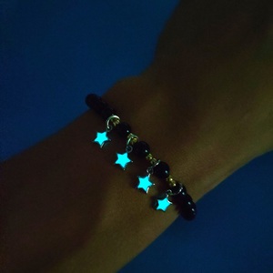 Vente en gros <span class=keywords><strong>6</strong></span> mm Agate noire perlée brillant dans la lune noire et bracelets galaxie breloque étoile - Product Image 4