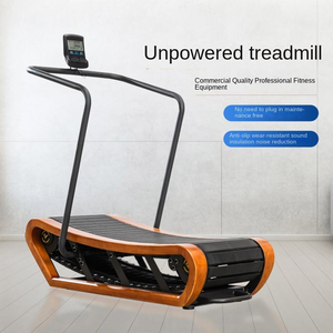 Équipement de salle de sport commercial, logo personnalisé, écran LED, tapis de course en bois, fonction <span class=keywords><strong>cardio</strong></span>, 7HP, capacité de charge de 150 kg, pliable - Product Image 1