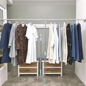 Crochets <span class=keywords><strong>à</strong></span> vêtements télescopiques rétractables en acier inoxydable portables 140CM Pôles de corde <span class=keywords><strong>à</strong></span> <span class=keywords><strong>linge</strong></span> durables - Product Image 4