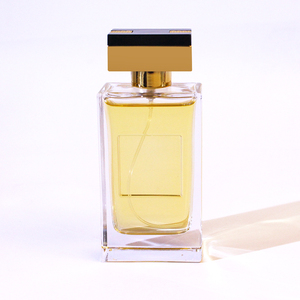 Etiqueta Personalizada, Botella de Perfume de Vidrio Cuadrada de Lujo Reutilizable de 100 ml, Tapa de Plástico Dorada, Personalizable con Caja para Hombre - Product Image 6
