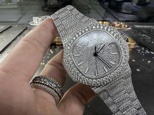 Reloj personalizado de alta calidad PP resistente al agua 41mm ETA 324 movimiento luminoso VVS diámetro completo moissanita de hielo - Product Image 2