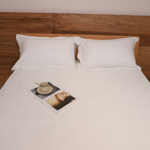 Protège-<span class=keywords><strong>matelas</strong></span> imperméable en polyester jacquard à couche d'air, 250 g/m², 100 % polyester, enduit TPU, jupe tricotée 80 g/m² - Product Image 6