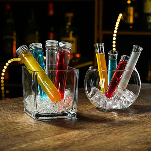 Verres à cocktail <span class=keywords><strong>en</strong></span> cristal écologiques <span class=keywords><strong>en</strong></span> gros, design vintage de luxe rétro, <span class=keywords><strong>verre</strong></span> à martini 101-200 ml, verres à cocktail de mixologie - Product Image 4