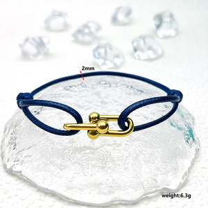 <span class=keywords><strong>Bracelet</strong></span> tissé à la main en acier au titane mode bijoux géométriques <span class=keywords><strong>fil</strong></span> lié <span class=keywords><strong>Bracelet</strong></span> en corde à main réglable en forme de U pour femmes hommes - Product Image 6