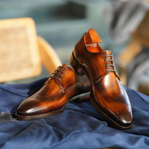 Scarpe da uomo in pelle fatte a mano personalizzate da uomo scarpe da Derby Brogue intagliato - Product Image 1