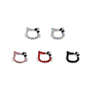 Venta al por mayor: Nueva decoración de <span class=keywords><strong>uñas</strong></span> 3D de <span class=keywords><strong>Hello</strong></span> <span class=keywords><strong>Kitty</strong></span> con lazo de diamantes y perlas huecas para accesorios DIY - Product Image 5